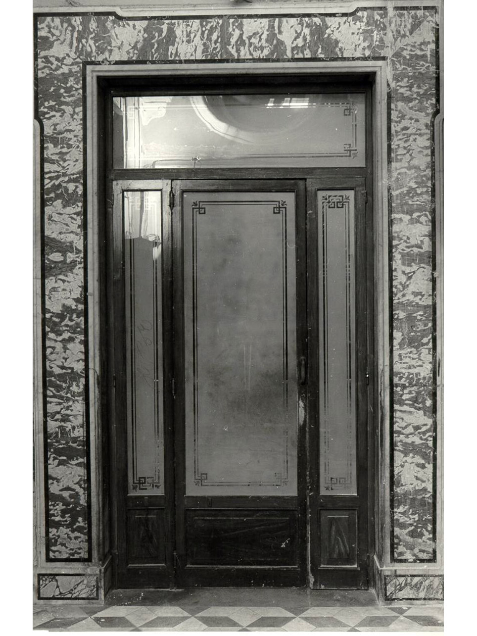 MOSTRA DI PORTA, SERIE - BOTTEGA NAPOLETANA (INIZIO sec. XVIII)