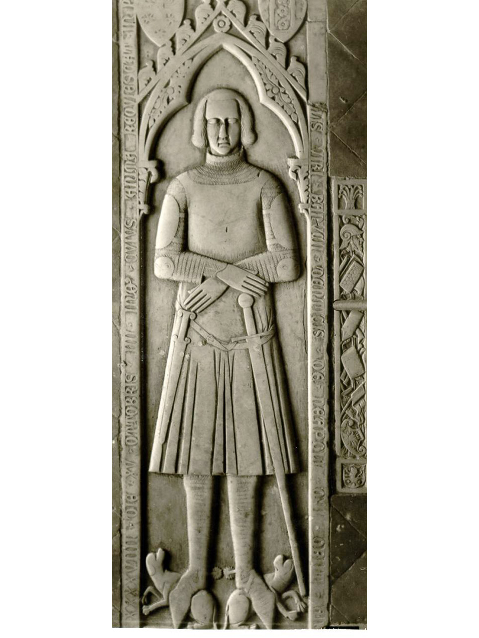 lastra tombale - bottega napoletana (sec. XIV)