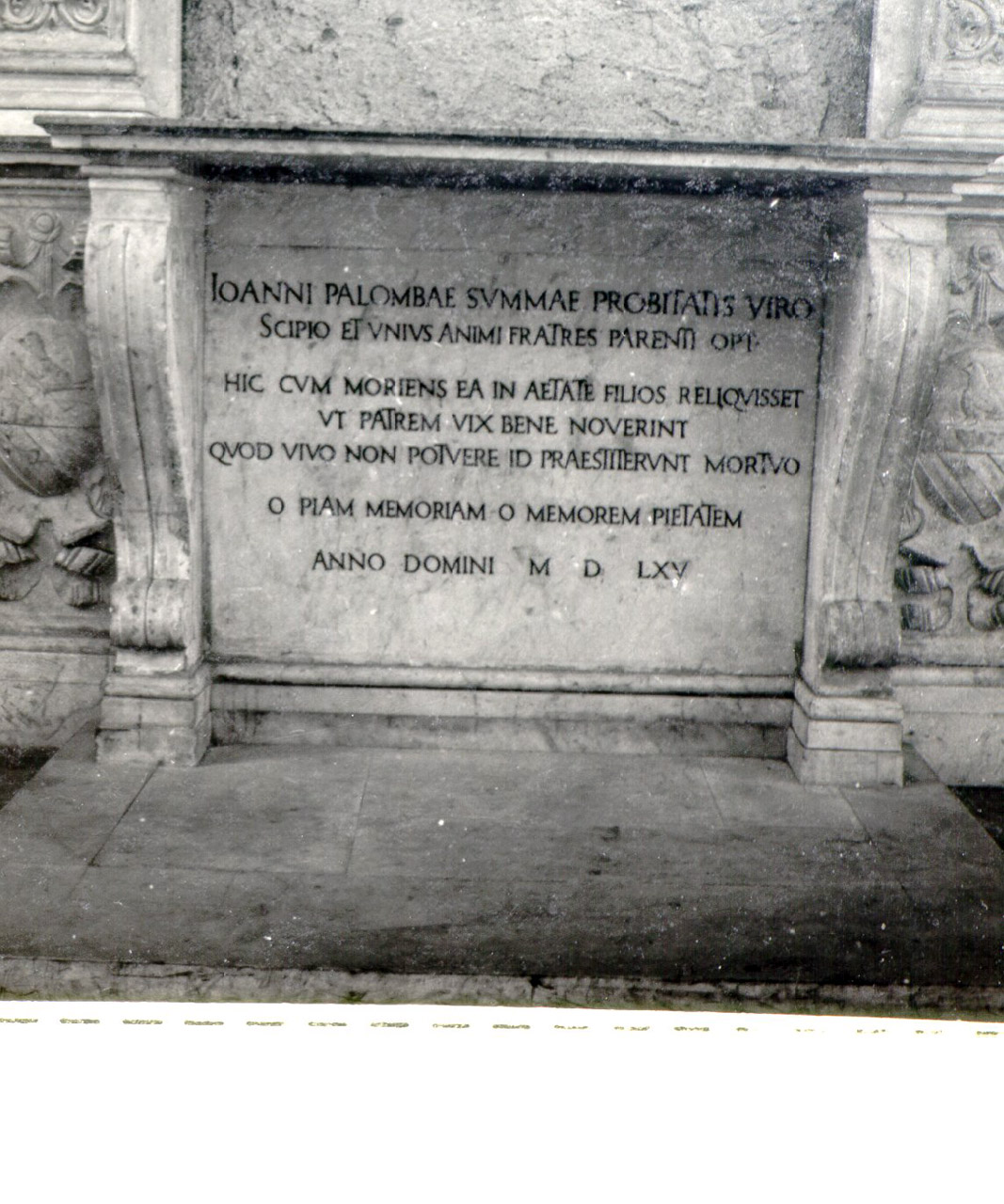 lapide commemorativa - bottega napoletana (sec. XVI)
