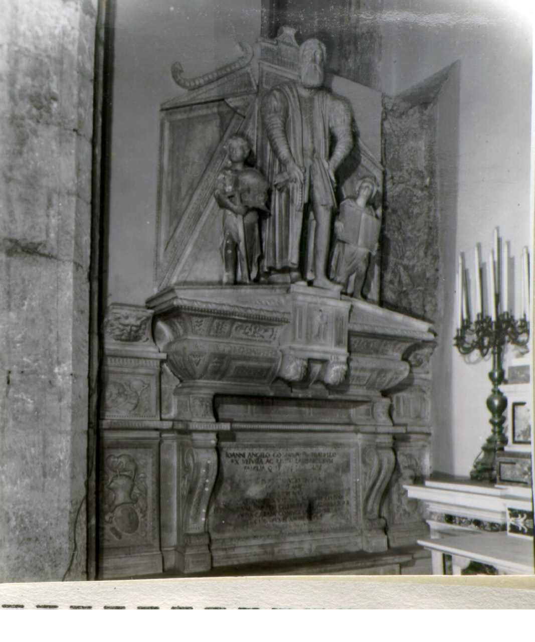 Giovanni Angelo Pisanello (monumento funebre) - bottega napoletana (sec. XVI)