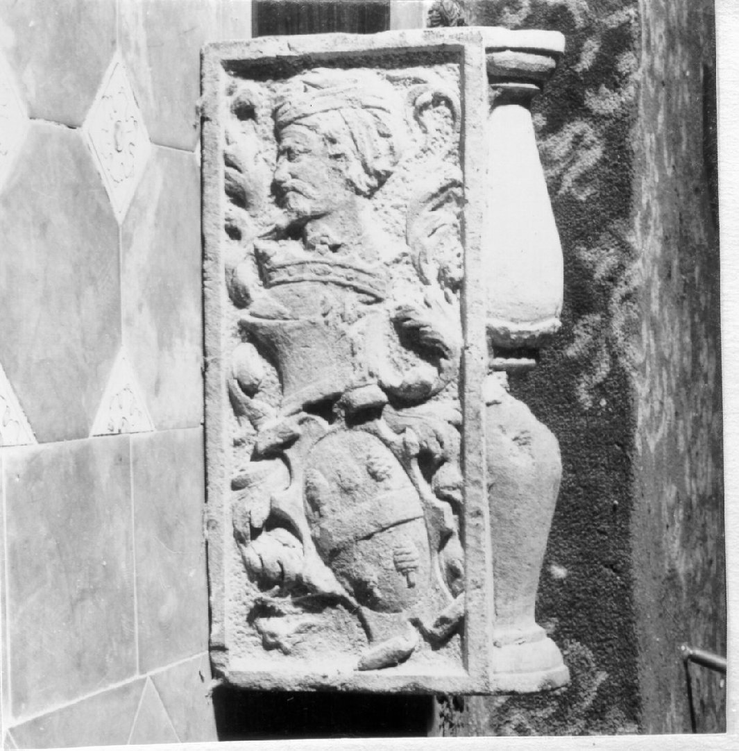 rilievo, frammento - bottega napoletana (metà sec. XVI)