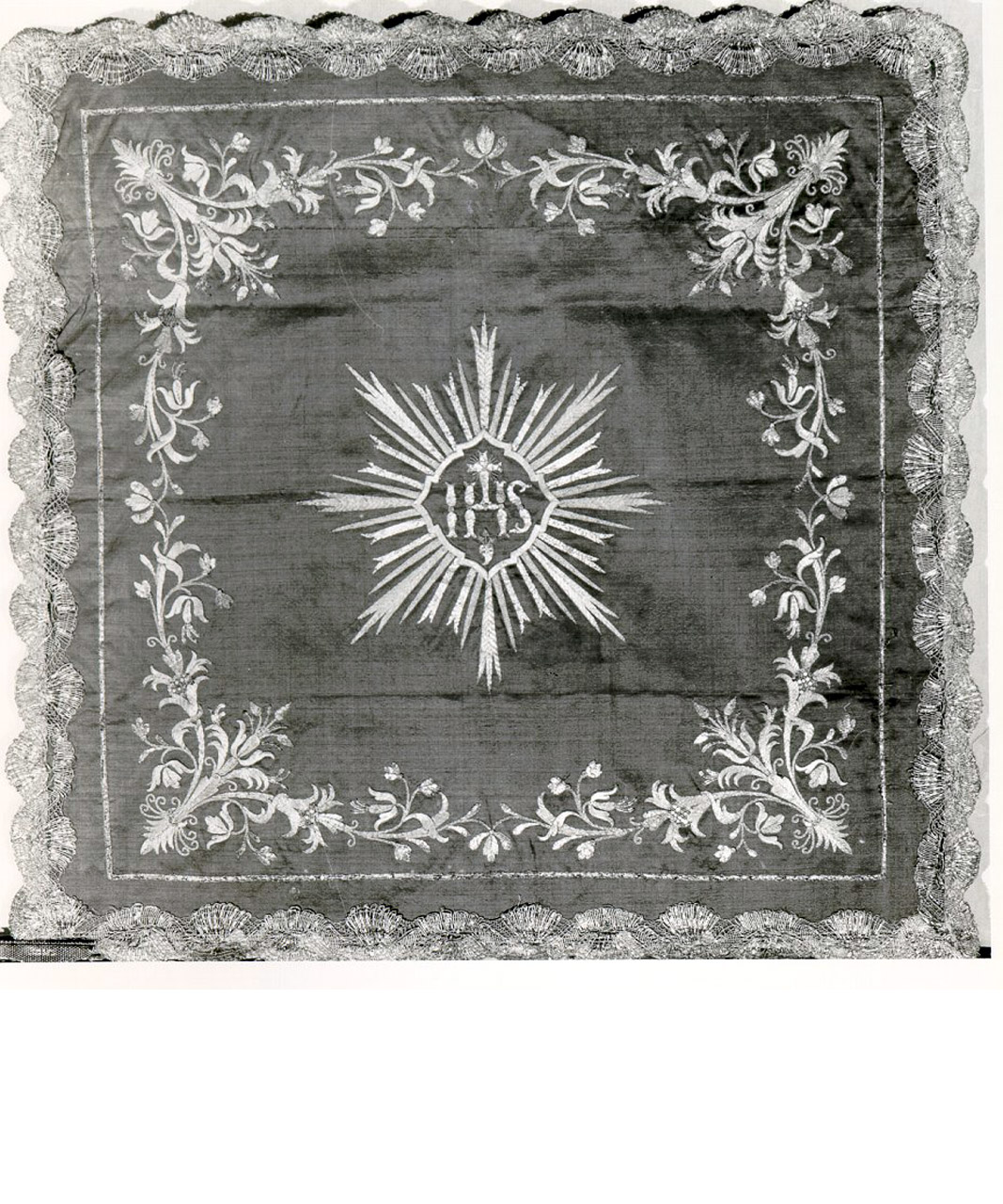 VELO DI CALICE, ELEMENTO D'INSIEME - MANIFATTURA NAPOLETANA (INIZIO sec. XIX)