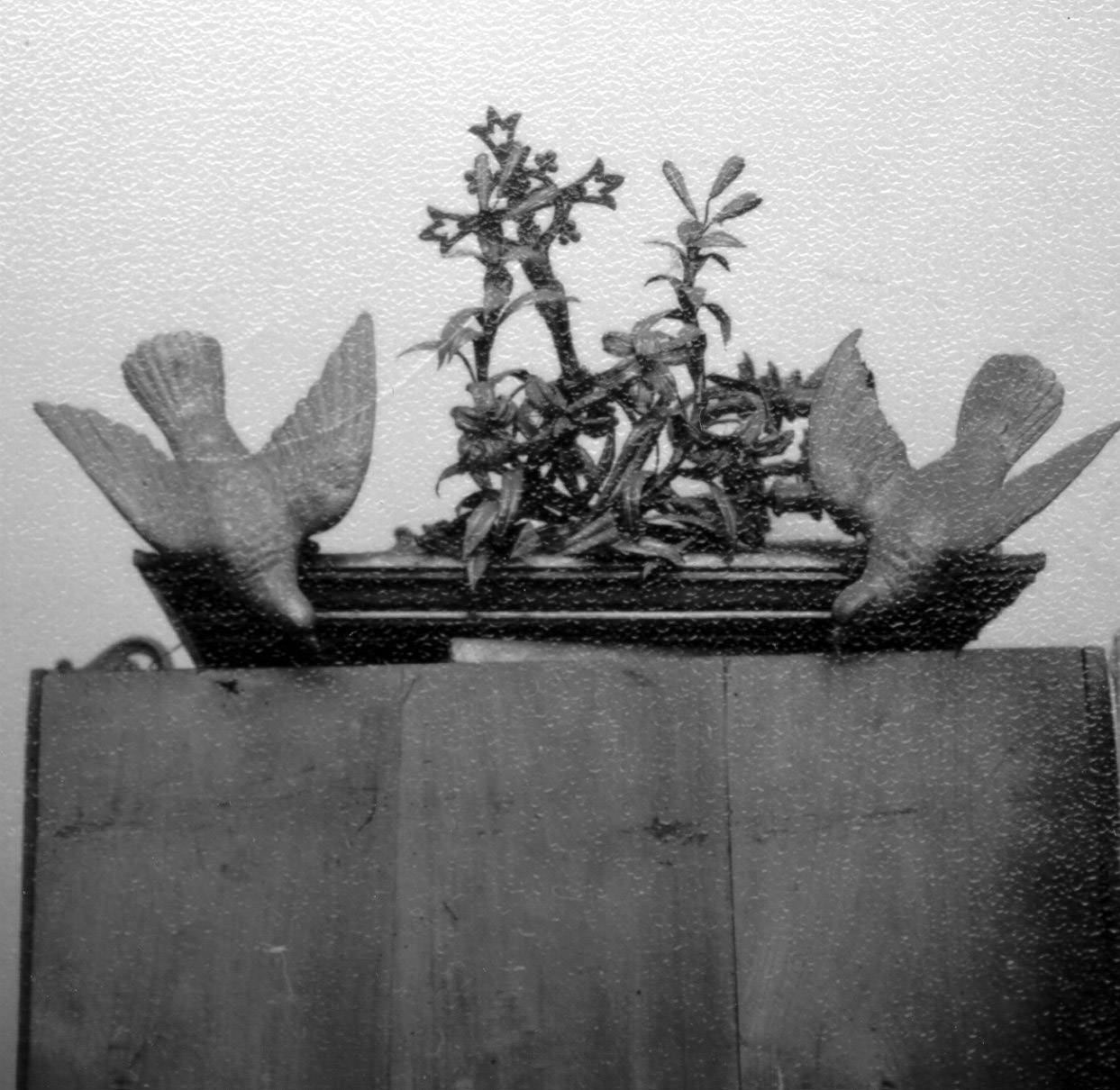 CORNICE CON RILIEVI - manifattura napoletana