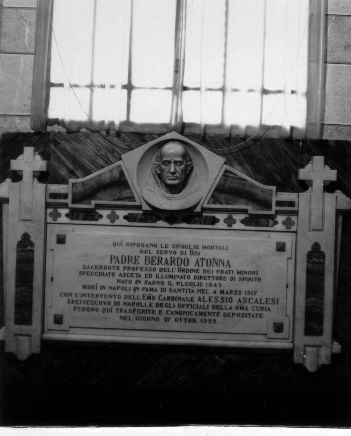 ritratto di padre Berardo Atonna (monumento funebre) - bottega napoletana (sec. XX)