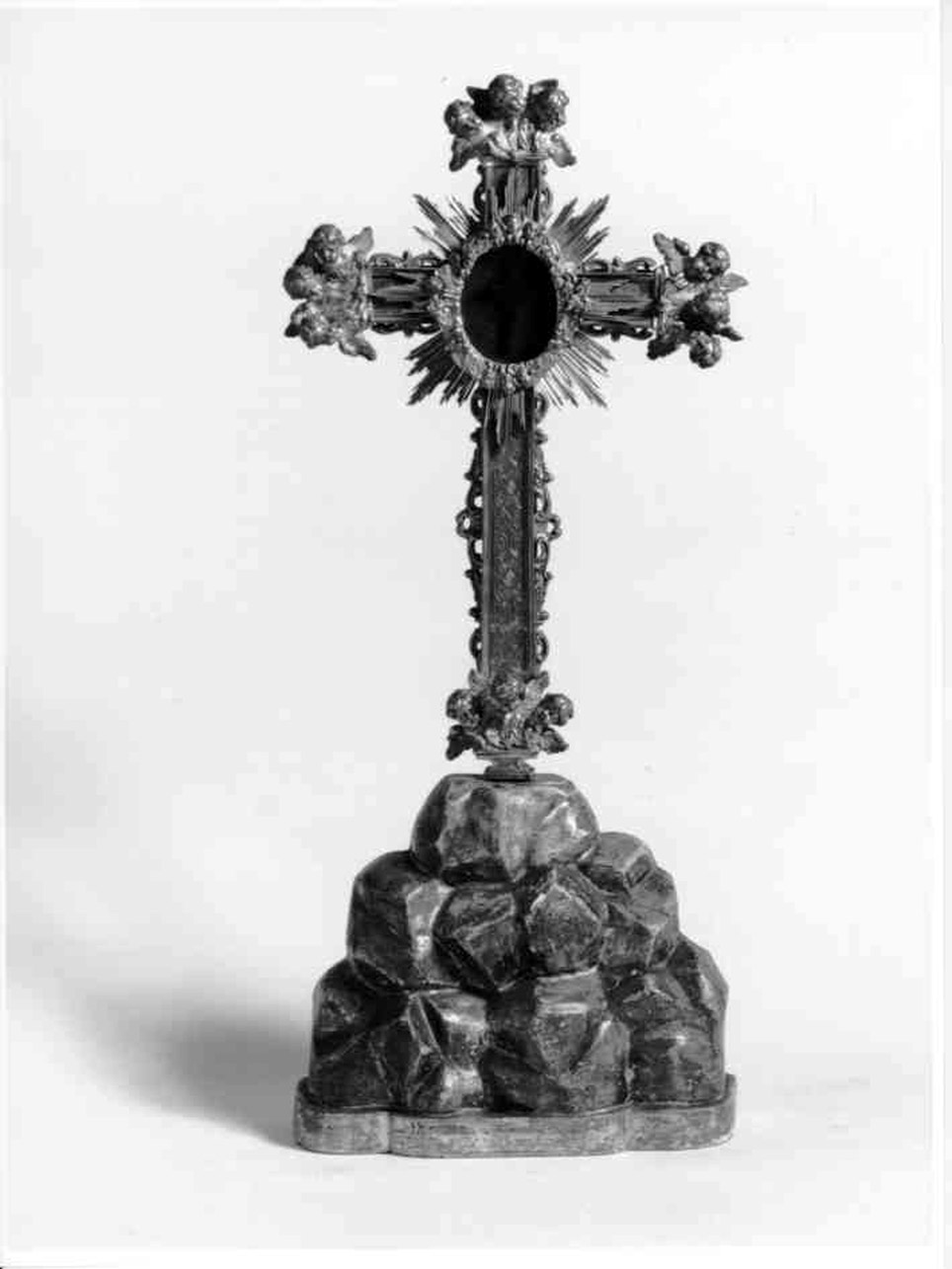 RELIQUIARIO - A CROCE - bottega argentiera napoletana (Prima metà sec. XVIII)