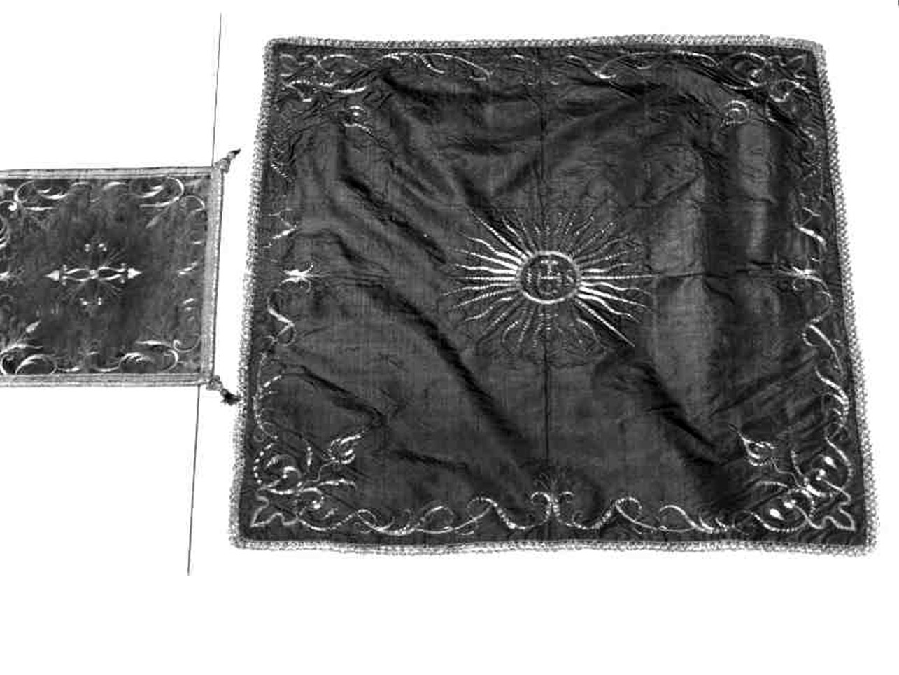 VELO DI CALICE, ELEMENTO D'INSIEME - manifattura napoletana (Seconda metà sec. XIX)