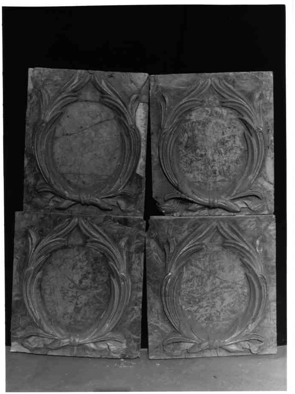 motivi decorativi vegetali (decorazione, frammento) - bottega napoletana (fine sec. XVIII)
