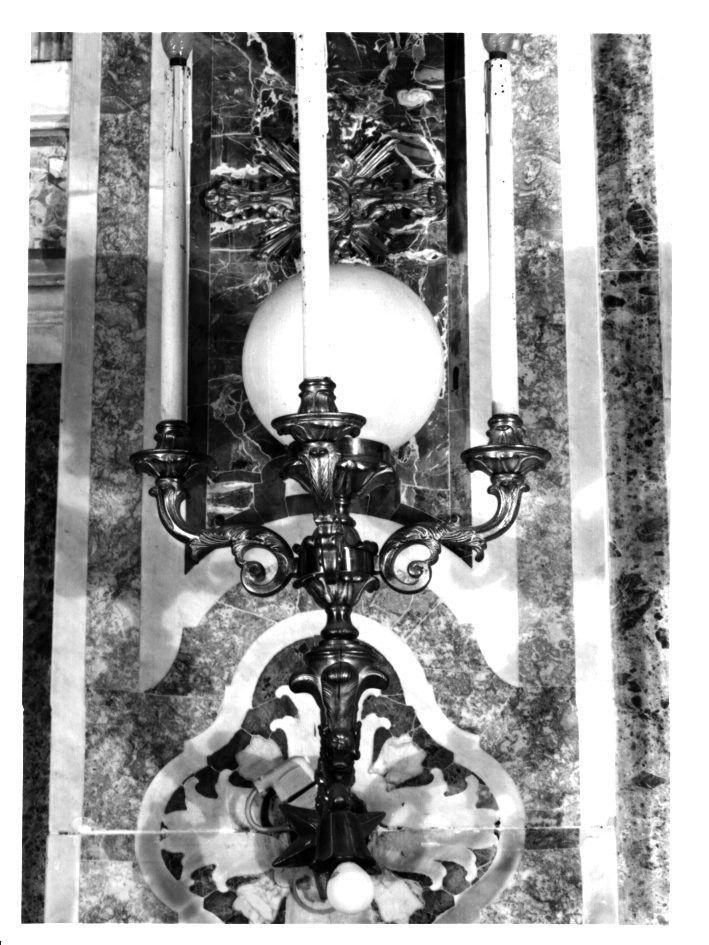 LAMPADA DA PARETE, SERIE - manifattura napoletana (Prima metà sec. XX)