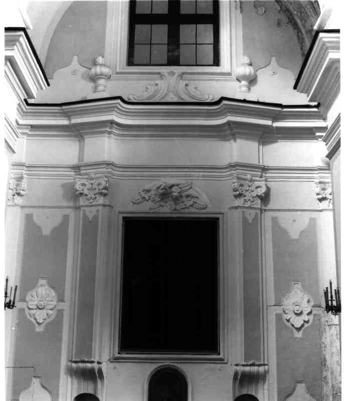 DECORAZIONE PLASTICA - BOTTEGA NAPOLETANA (Metà sec. XVIII)