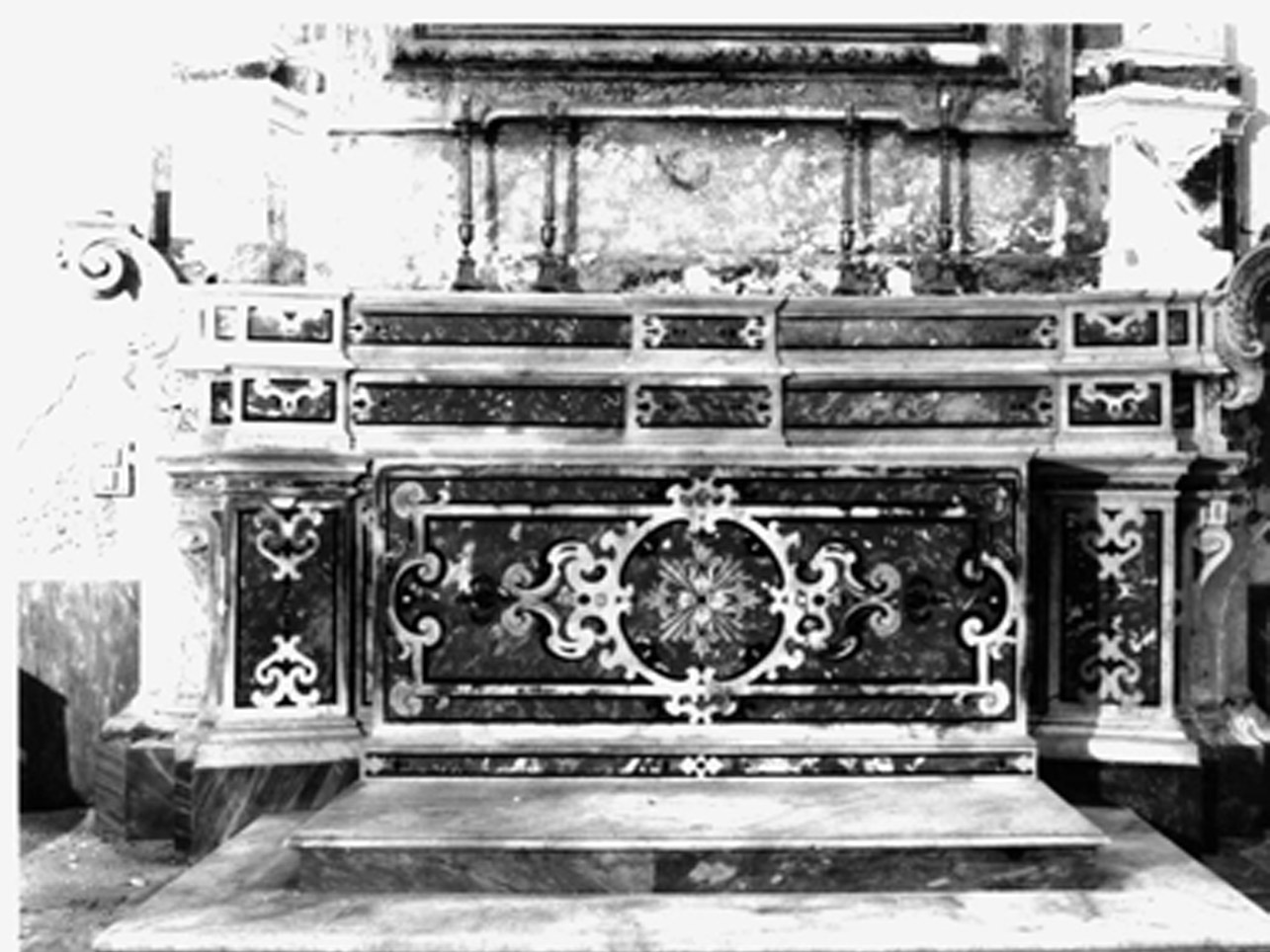 ALTARE, SERIE - BOTTEGA NAPOLETANA (PRIMO QUARTO sec. XVIII)