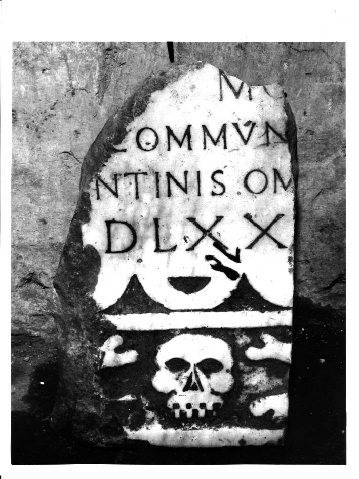 LAPIDE, FRAMMENTO - BOTTEGA NAPOLETANA (ULTIMO QUARTO Sec. XVI)