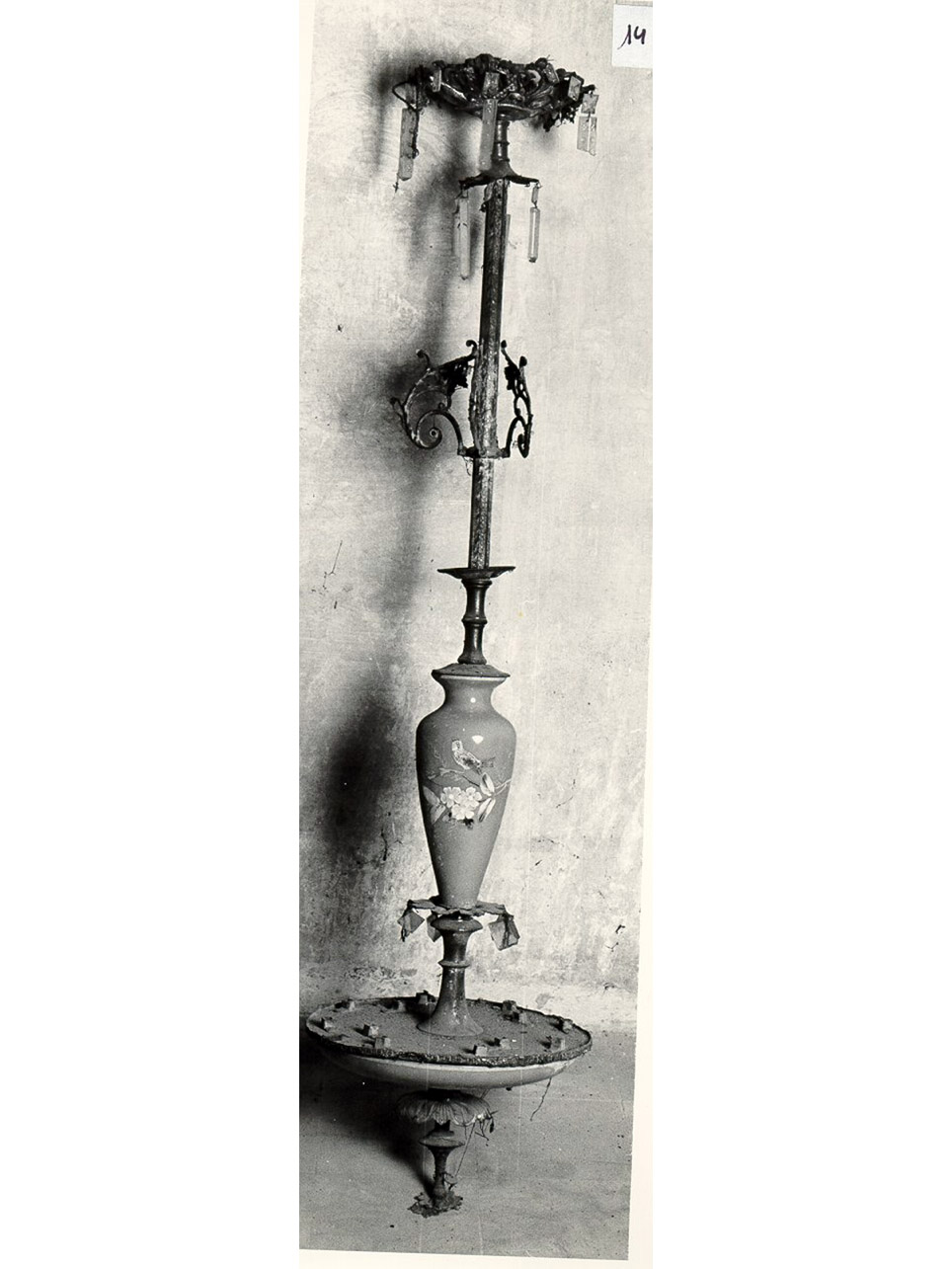 candelabro, serie - bottega napoletana (inizio sec. XX)