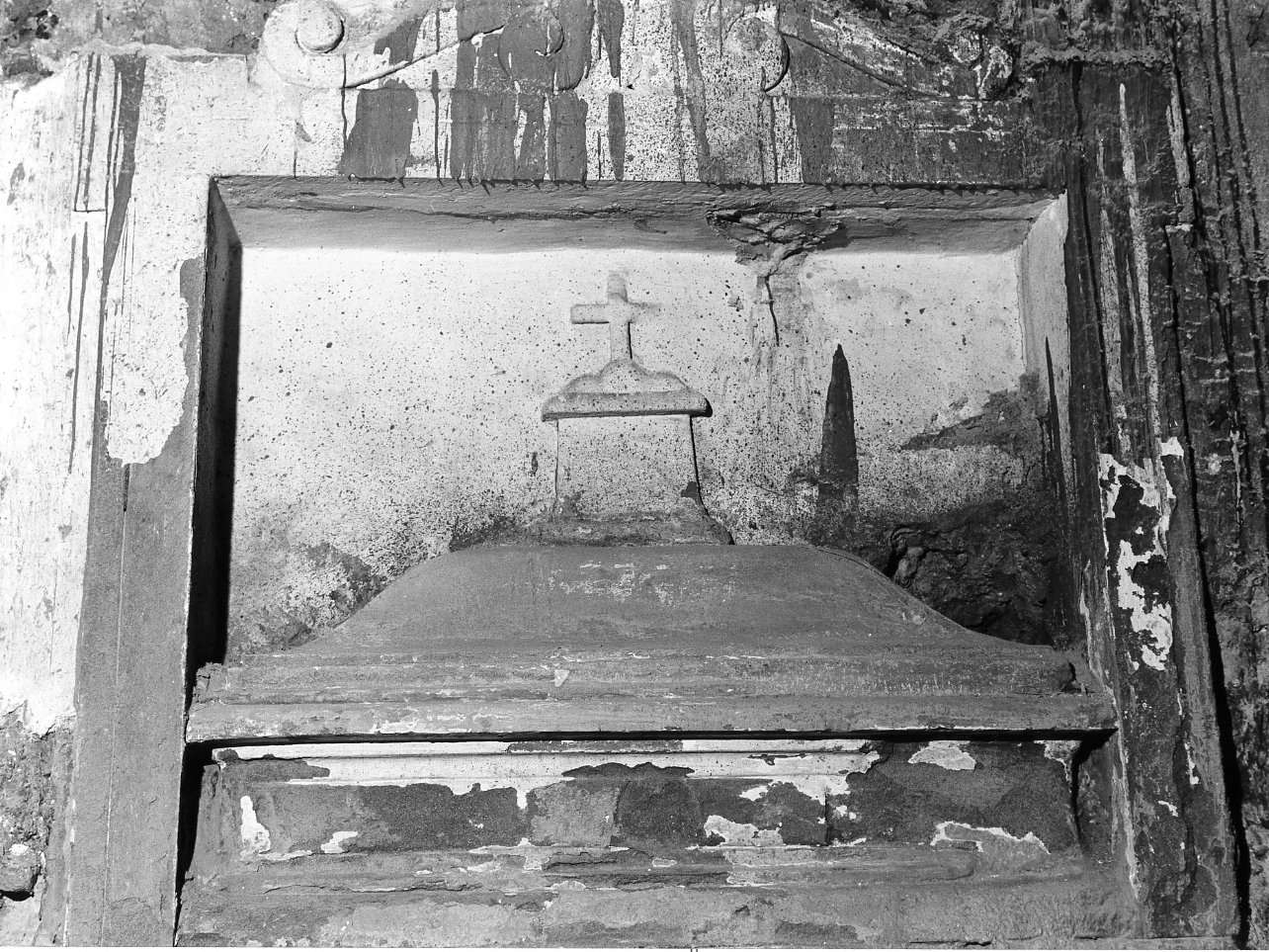 urna cineraria - bottega campana (sec. XVI)