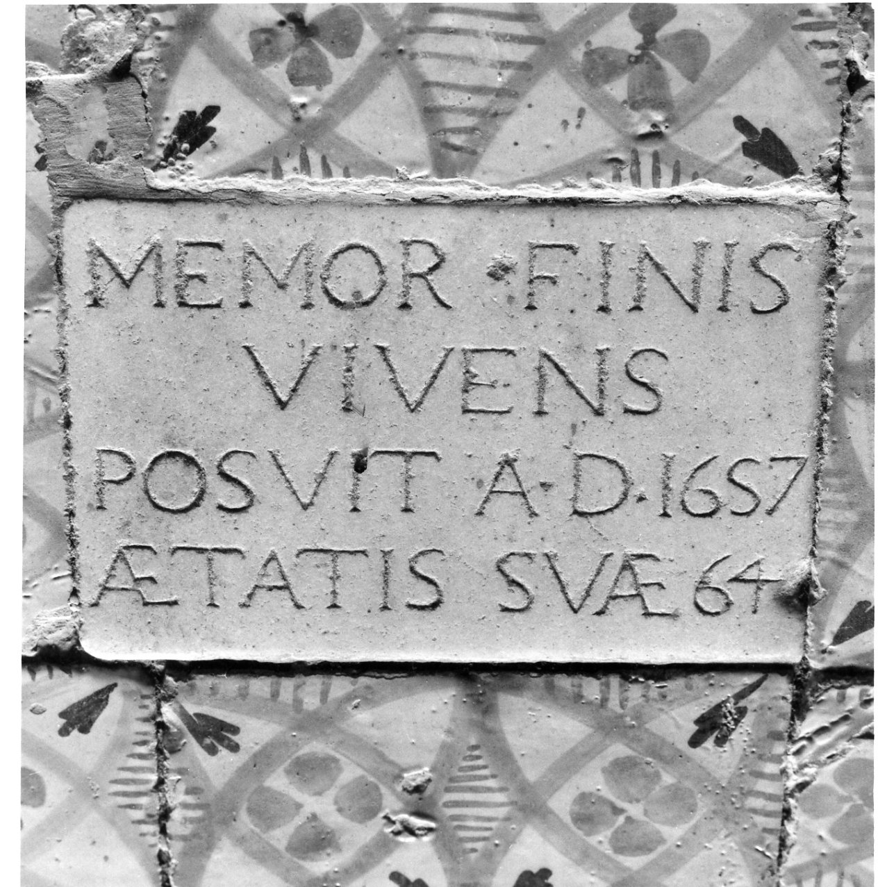 lapide tombale - bottega campana (sec. XVII)