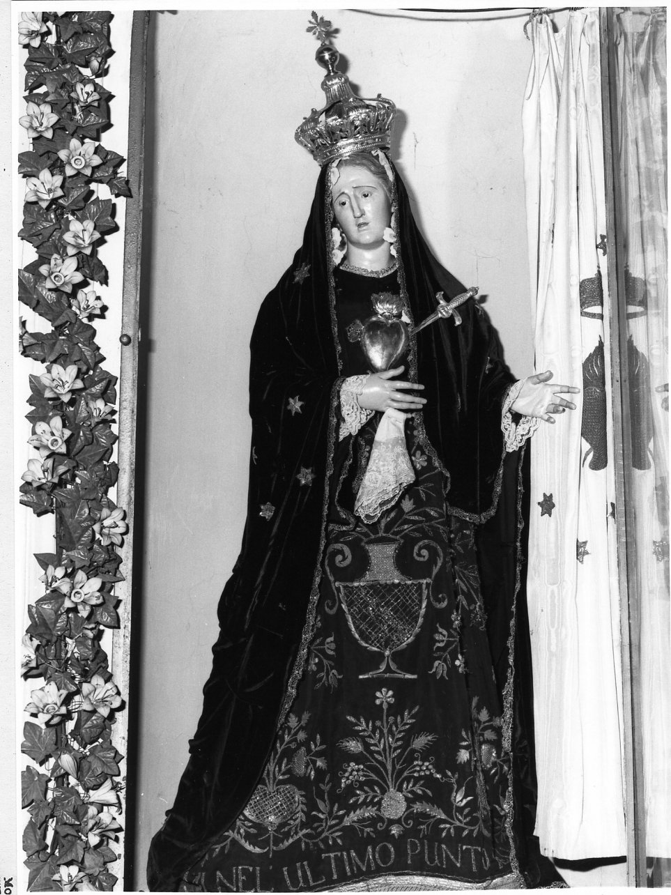 Madonna (statua) - bottega campana (fine sec. XIX)