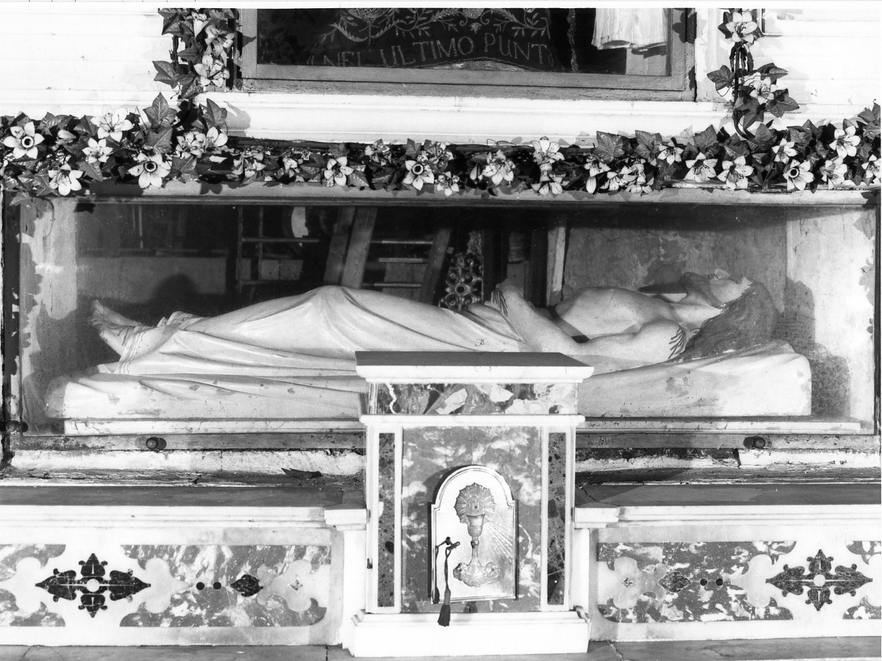 corpo di Cristo avvolto nel sudario e bendato (statua) - bottega campana (fine sec. XIX)