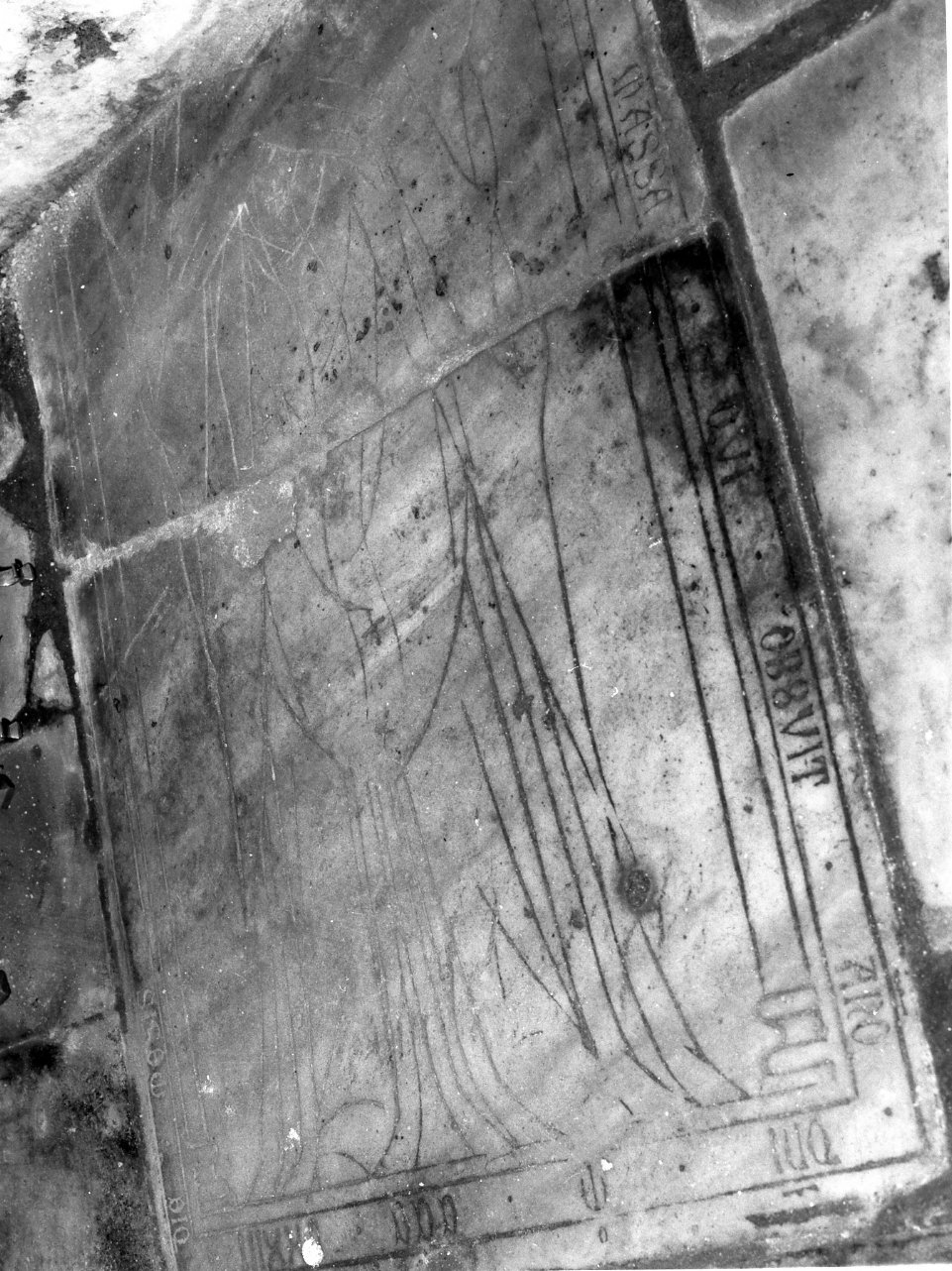 lastra tombale - bottega campana (sec. XIV)