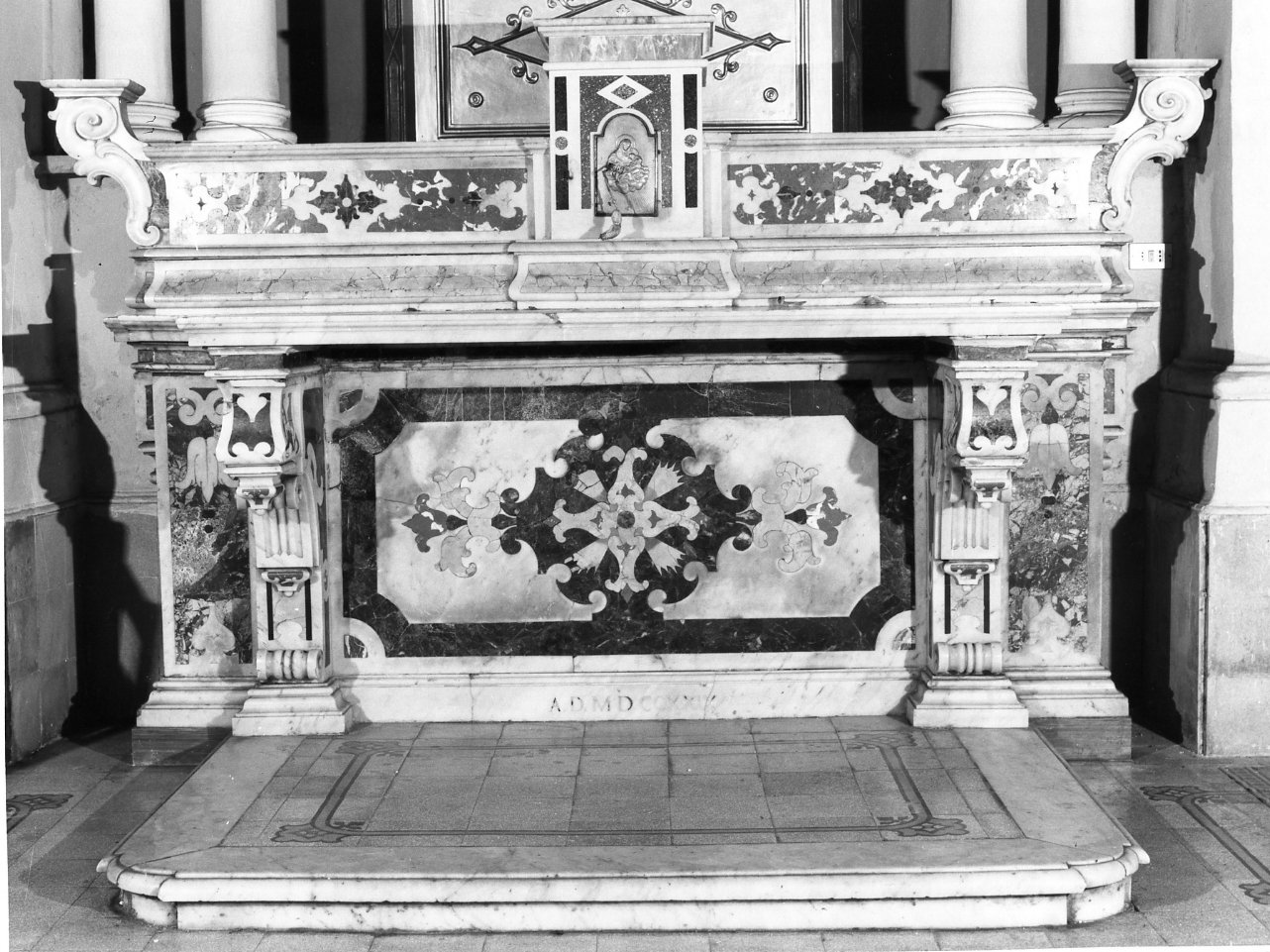 altare - bottega napoletana (sec. XVIII)
