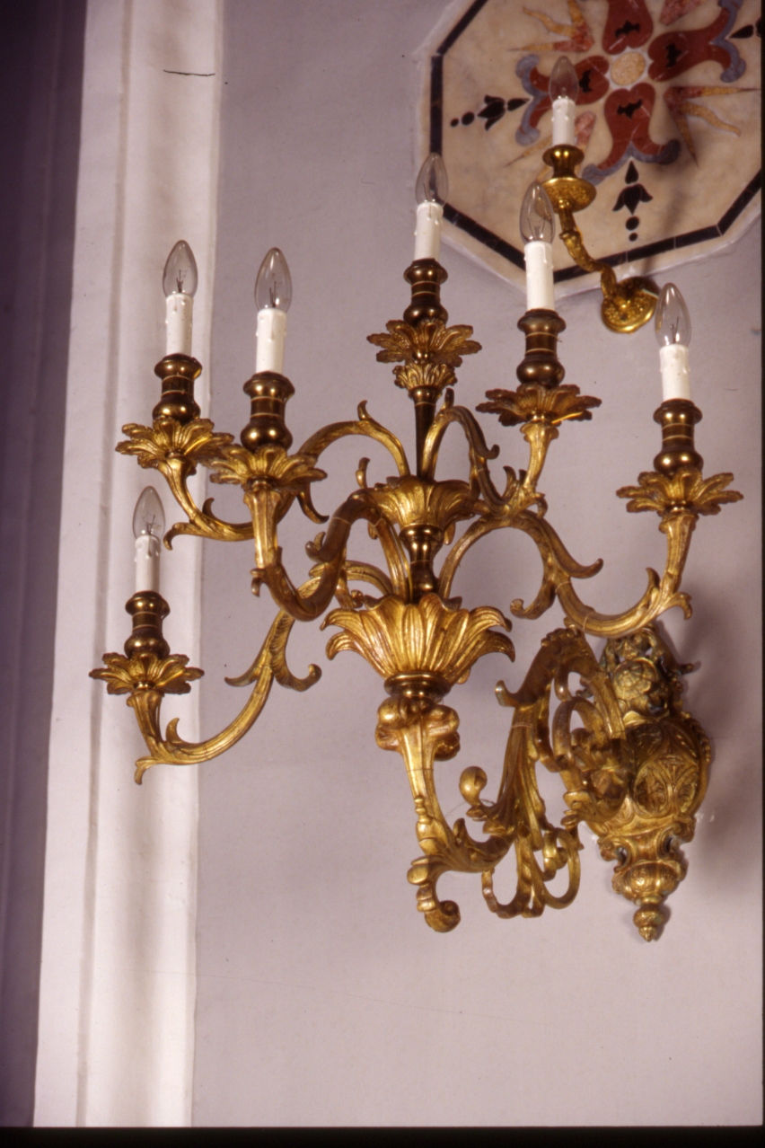 candeliere da parete, serie - bottega napoletana (primo quarto sec. XX)