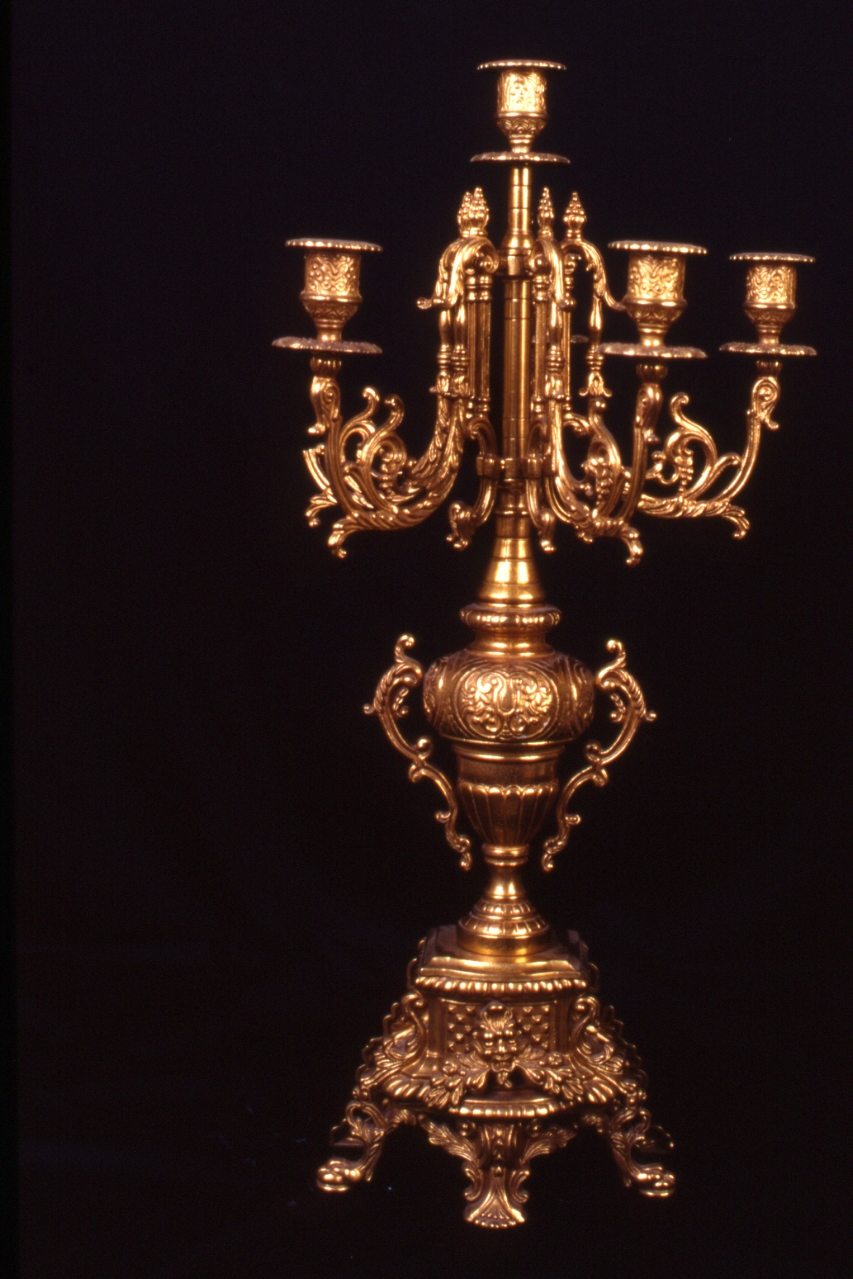 candelabro - bottega napoletana (primo quarto sec. XX)
