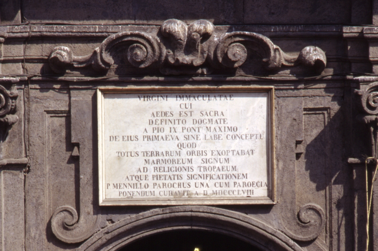 lapide commemorativa, elemento d'insieme - bottega napoletana (sec. XIX)