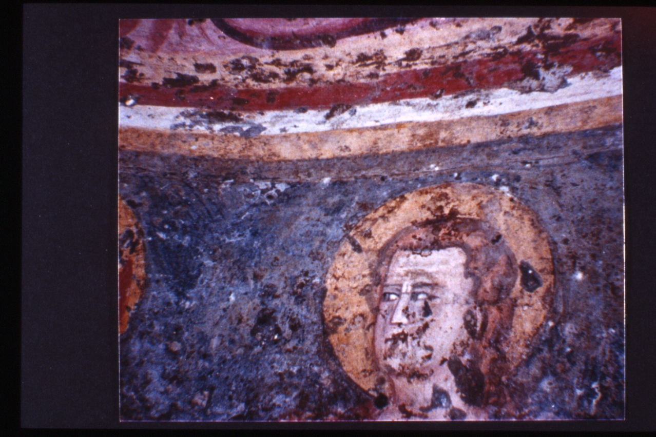 Santo (dipinto, frammento) di Cavallini Pietro (cerchia) (terzo quarto sec. XIV)
