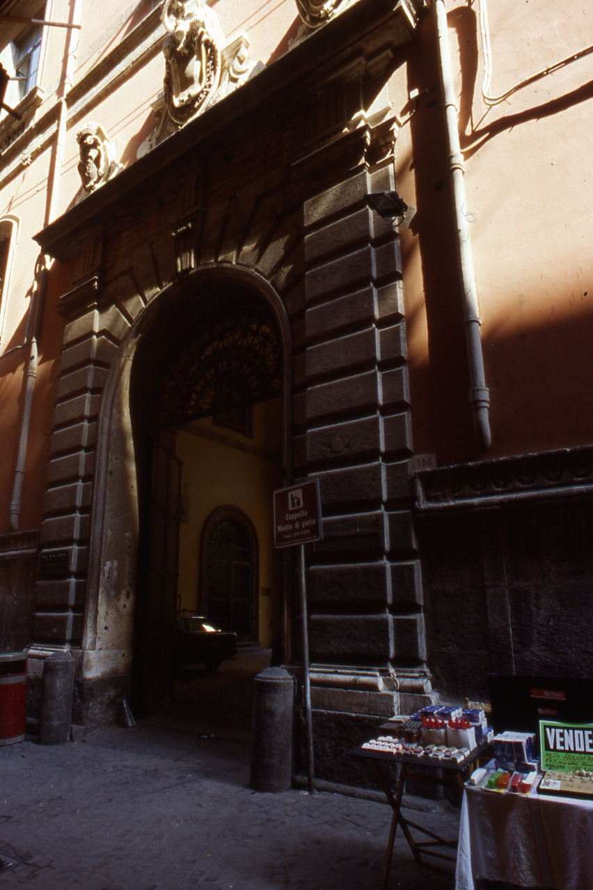 portale di Cavagna Giovanni Battista (fine sec. XVI)