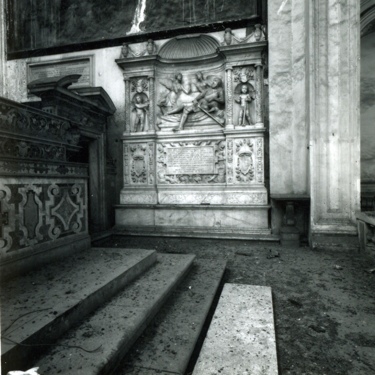 monumento funebre di Merliano Giovanni detto Giovanni da Nola (sec. XVI)