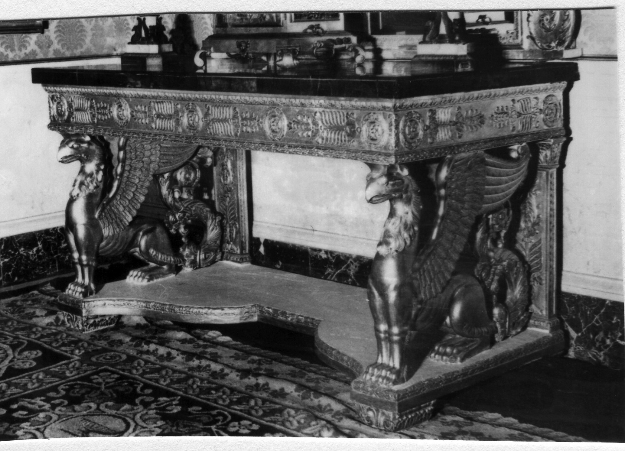 console - bottega napoletana (prima metà sec. XIX)