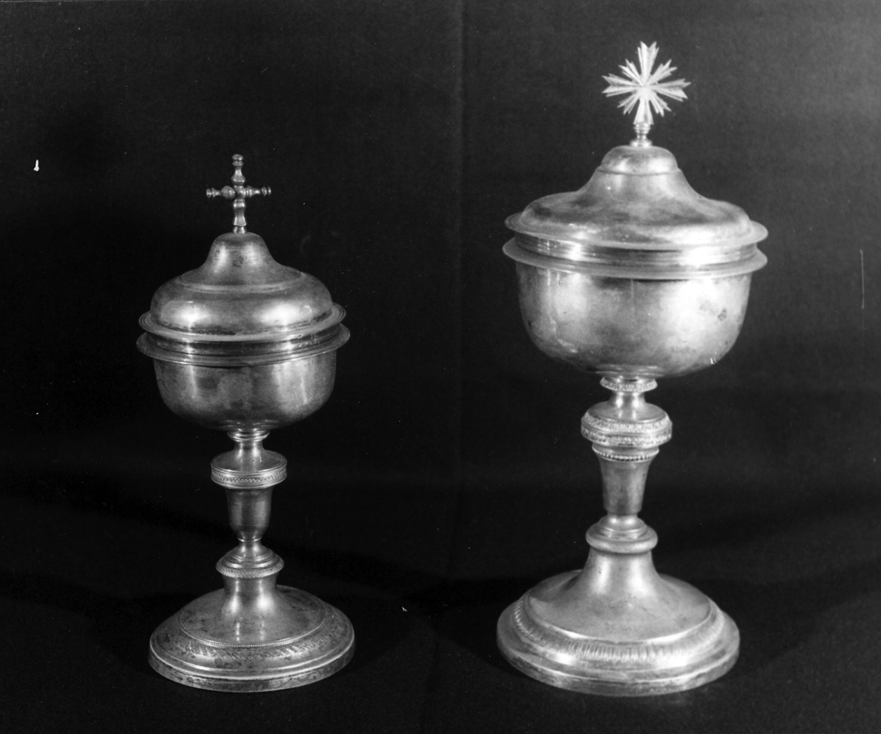 pisside - bottega napoletana (fine/inizio secc. XVIII/ XIX)