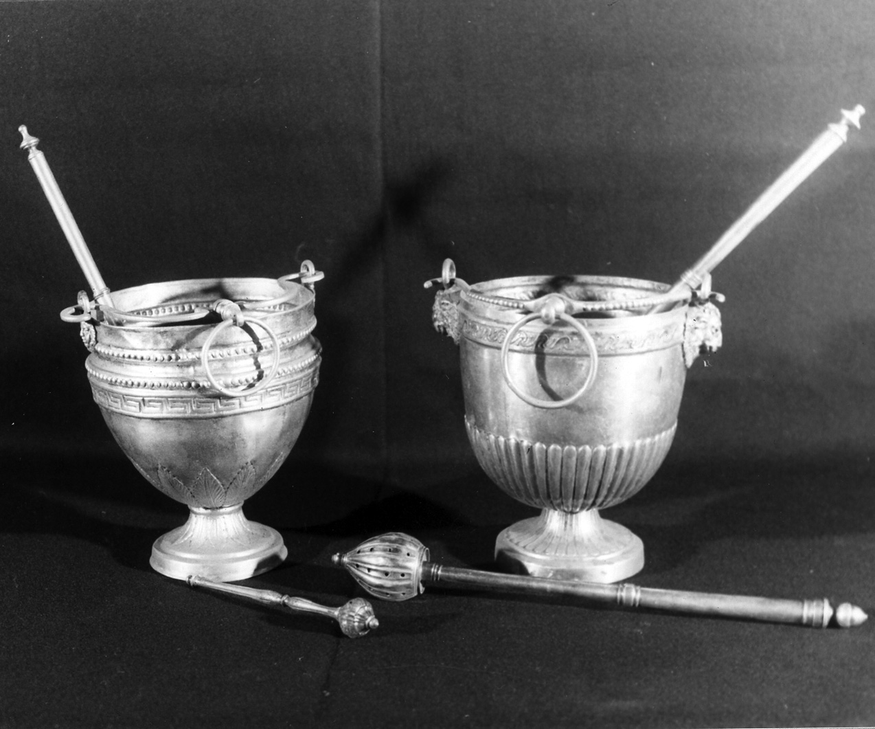 secchiello per l'acqua benedetta - bottega napoletana (prima metà sec. XIX)