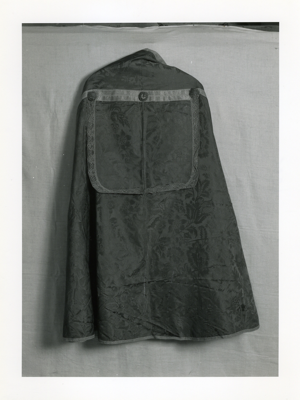 piviale, serie - manifattura napoletana (seconda metà sec. XIX)