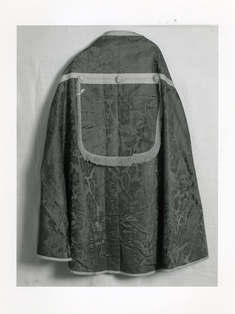 piviale - manifattura napoletana (seconda metà sec. XIX)