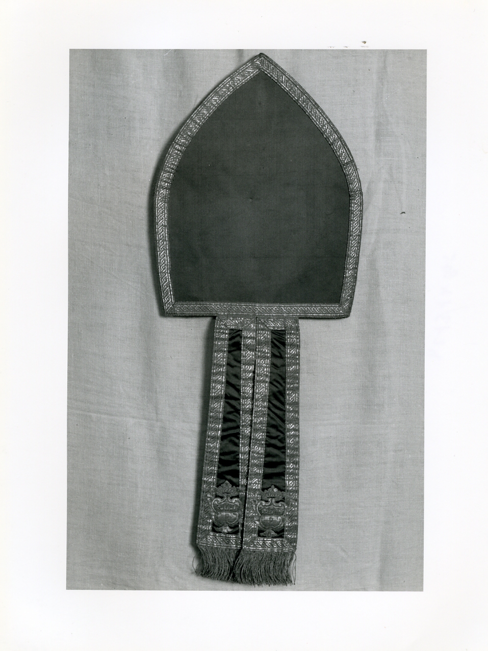 mitria - manifattura napoletana (prima metà sec. XIX)