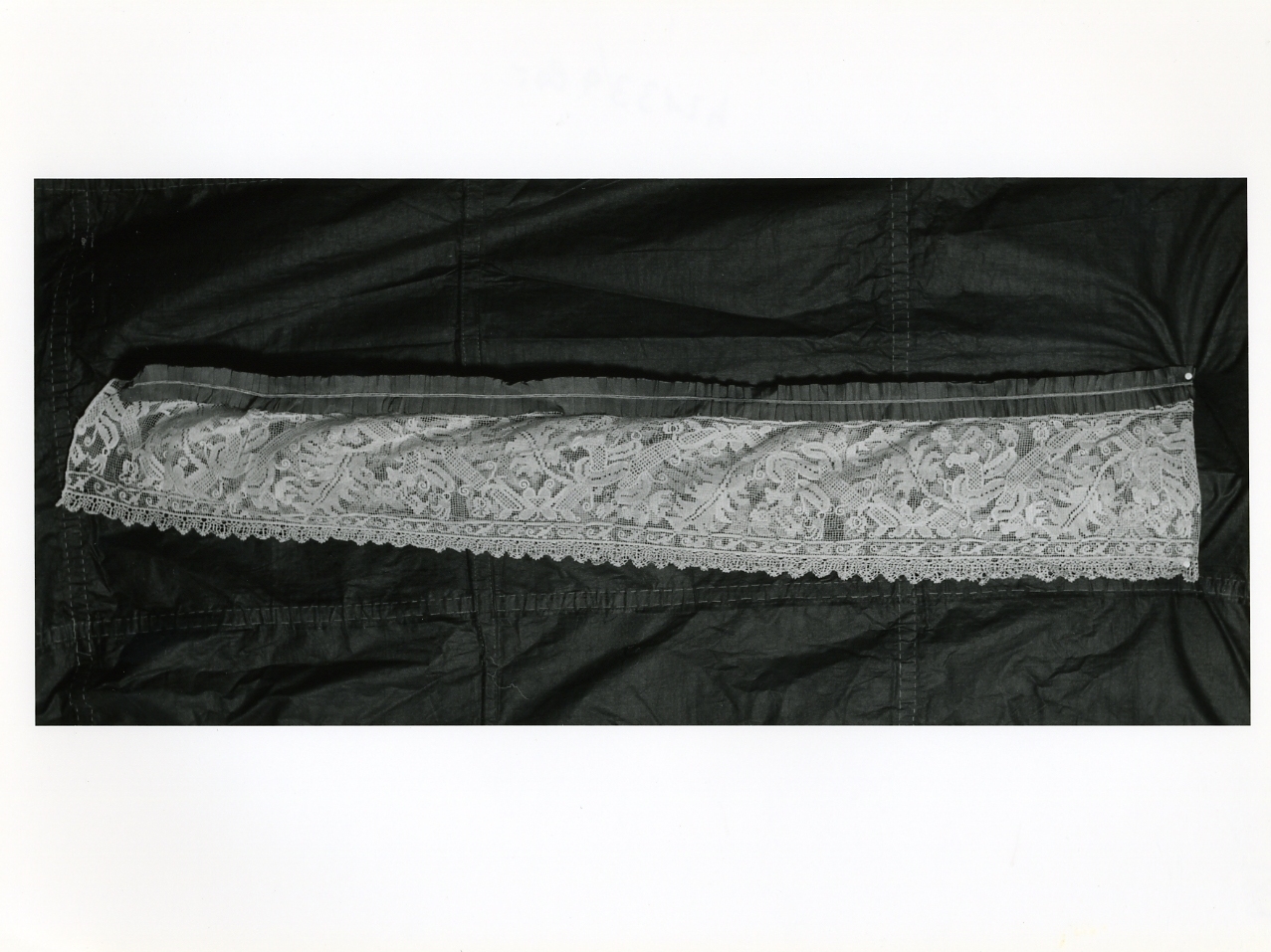 mantovana - manifattura napoletana (seconda metà sec. XIX)