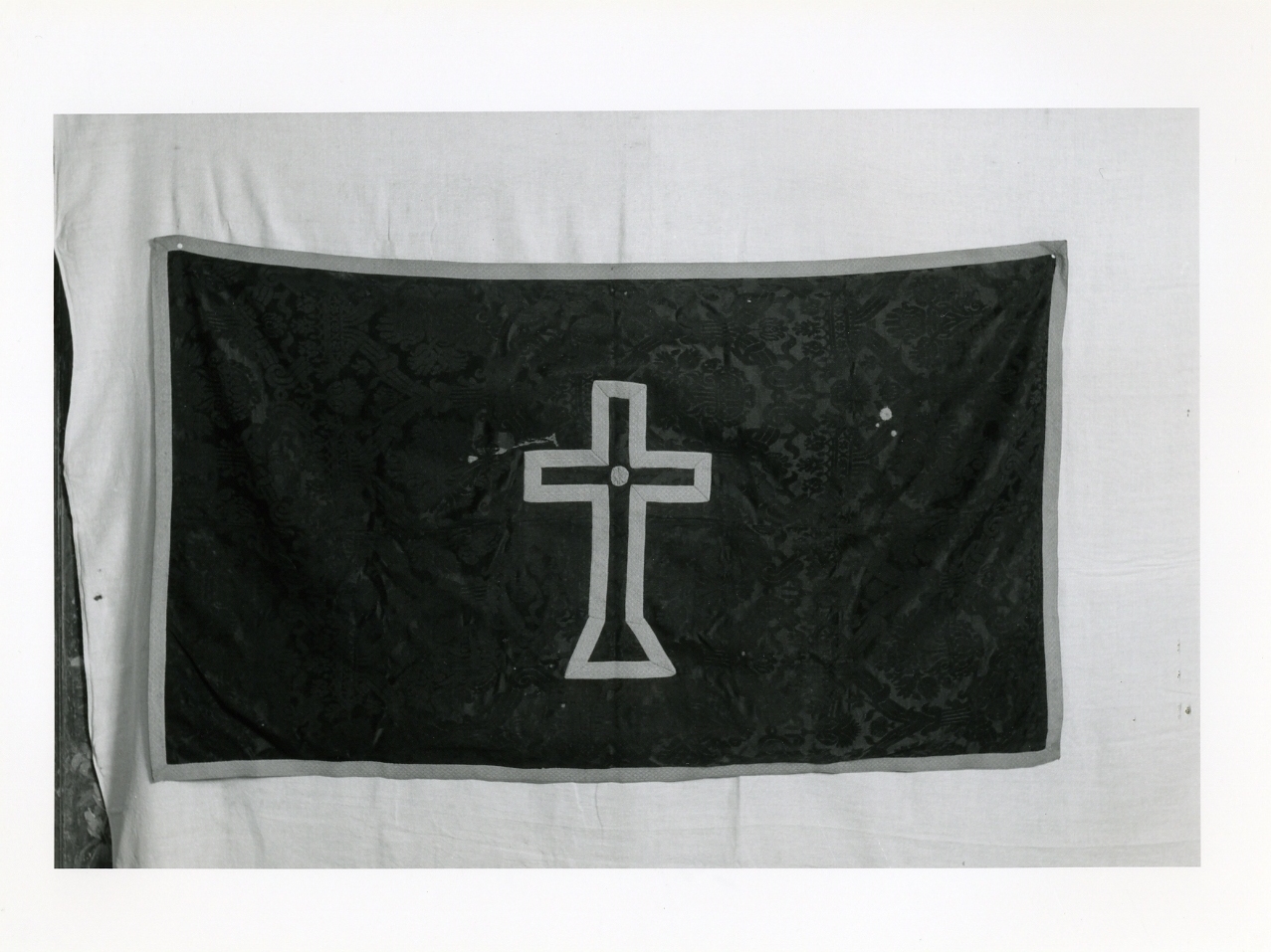 paliotto - manifattura napoletana (seconda metà sec. XIX)