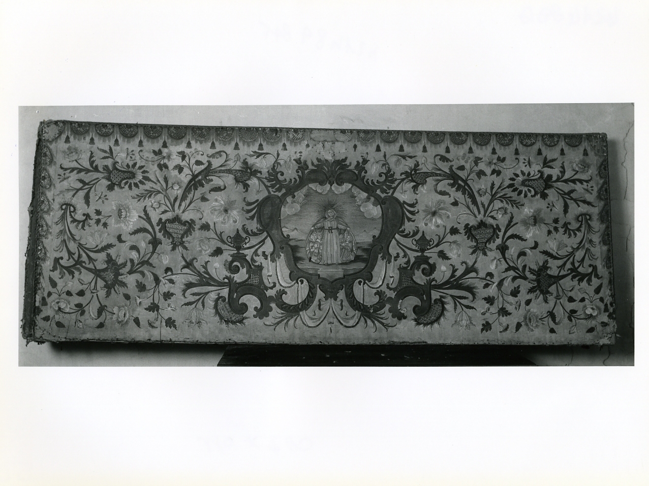 paliotto - manifattura napoletana (inizio sec. XIX)