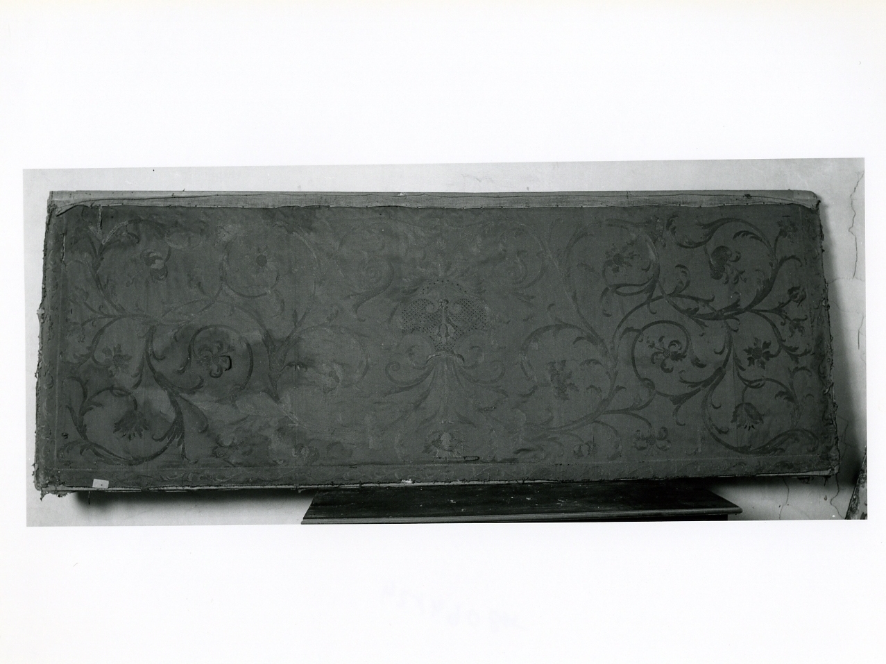 paliotto - manifattura napoletana (inizio sec. XIX)