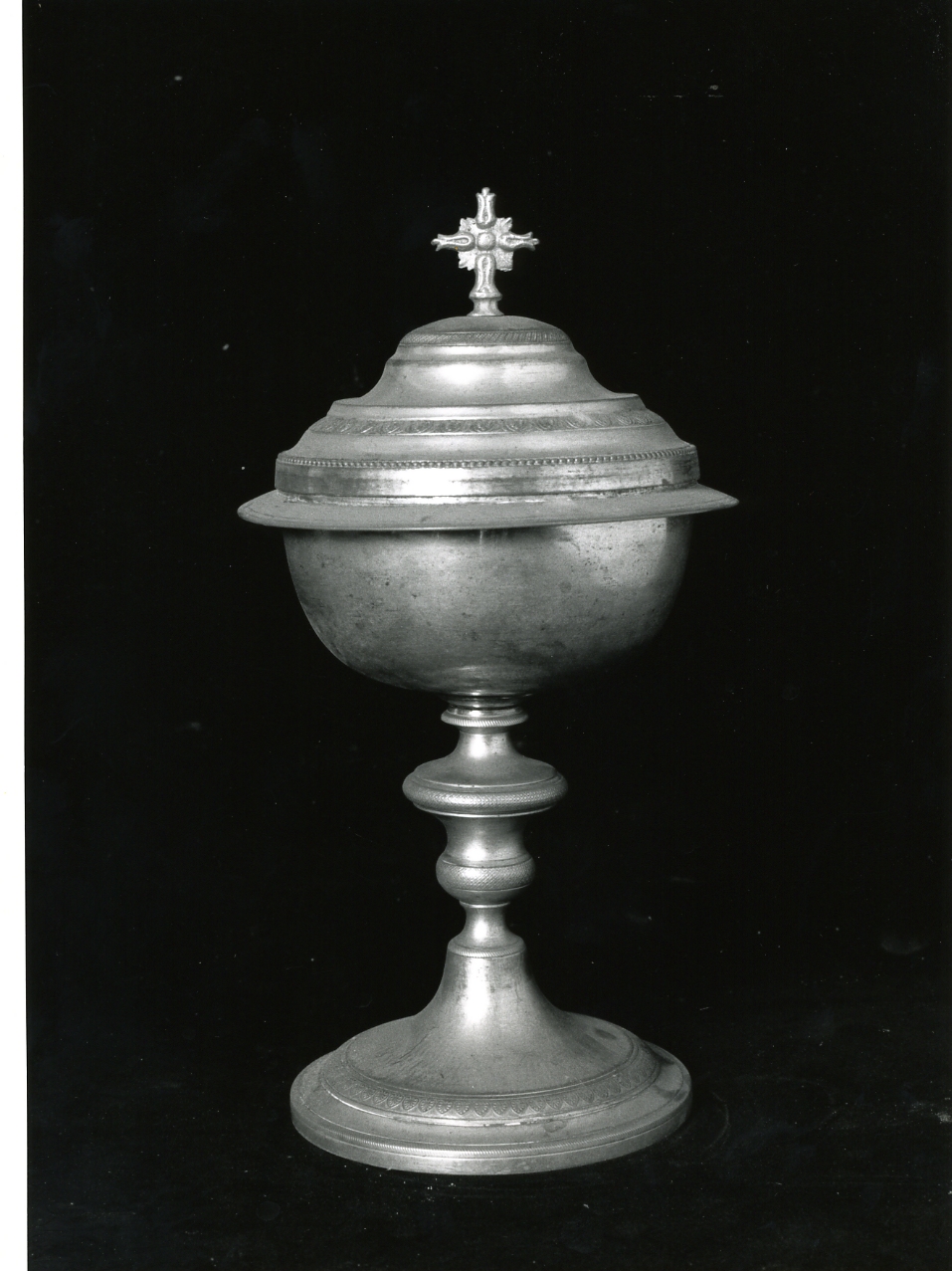 pisside - bottega napoletana (seconda metà sec. XIX)