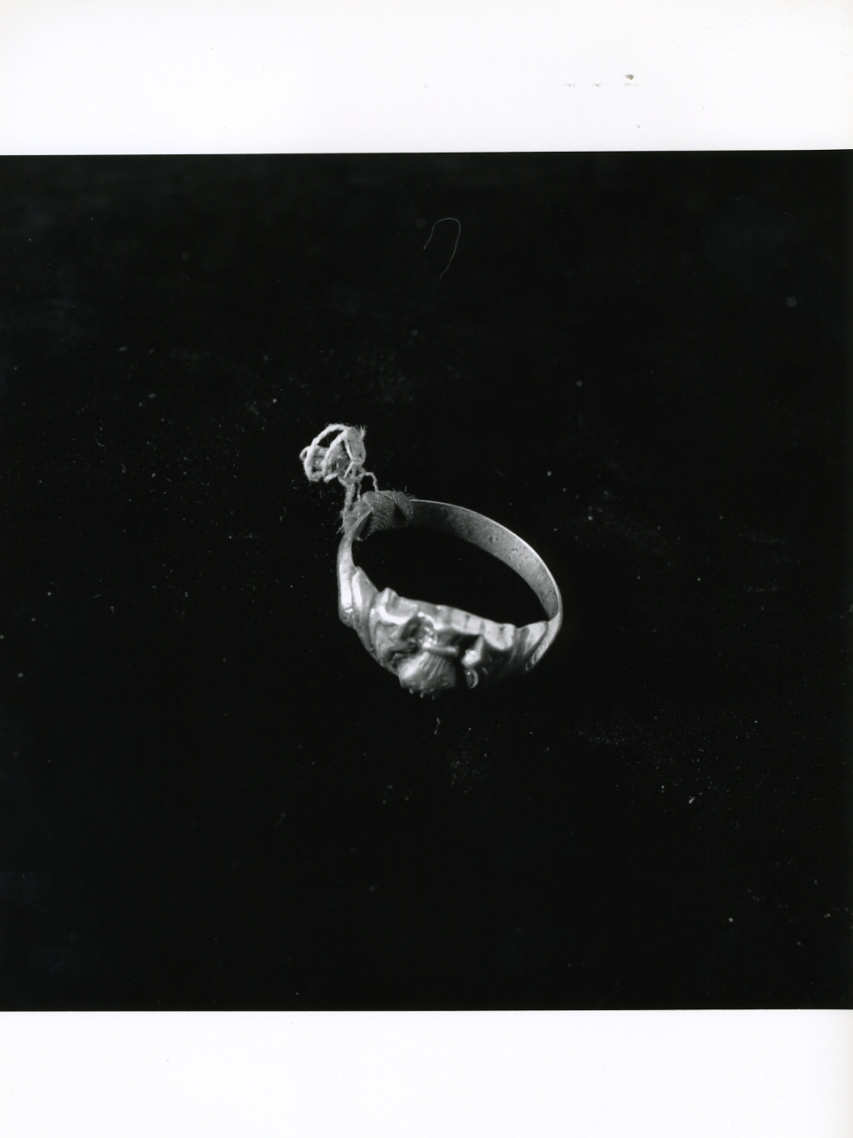 anello - bottega napoletana (inizio sec. XX)