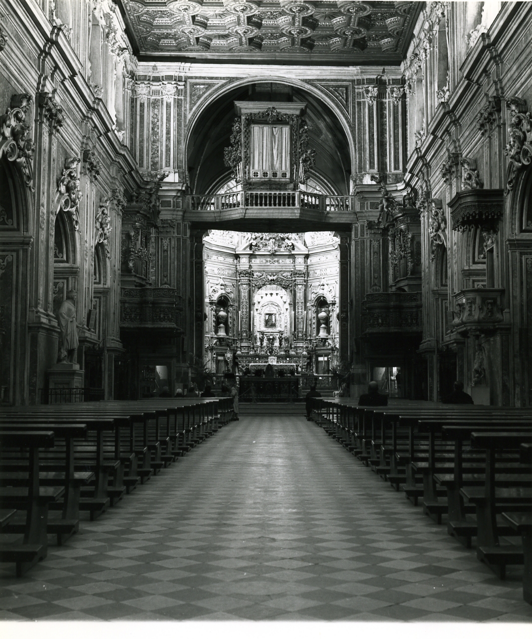 decorazione plastica di Tagliacozzi Canale Nicola, Cimafonte Gennaro, Gargiulo Francesco (sec. XVIII)