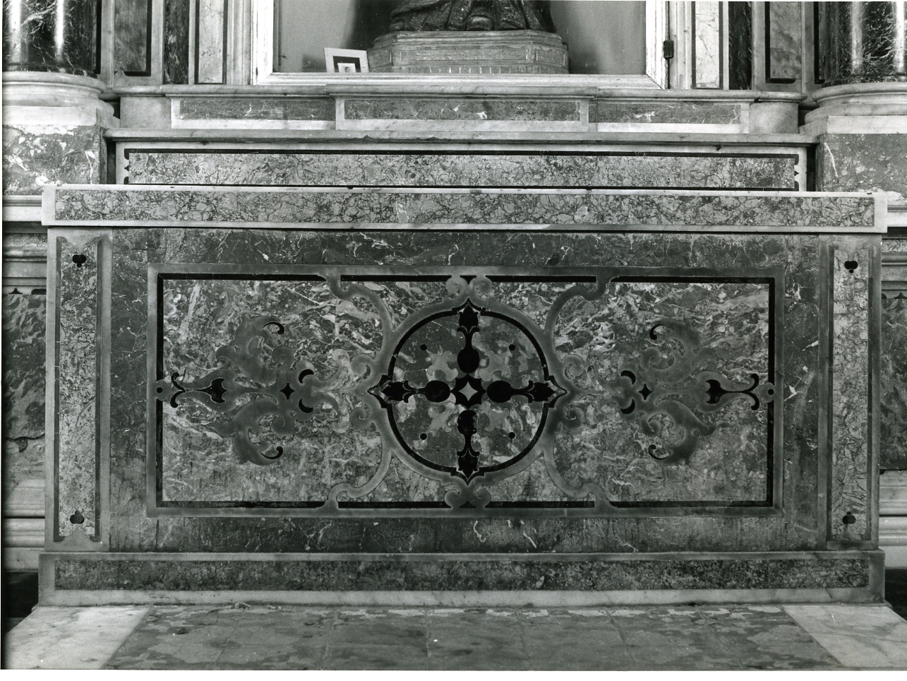 altare - bottega napoletana (metà sec. XVIII)