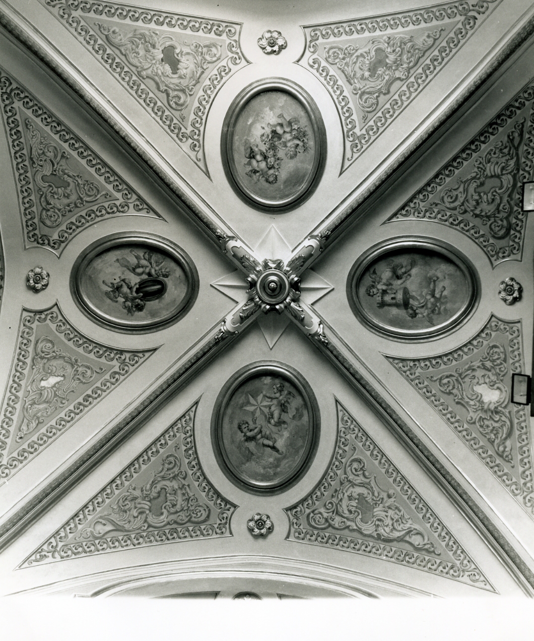 decorazione pittorica - bottega napoletana (prima metà sec. XX)