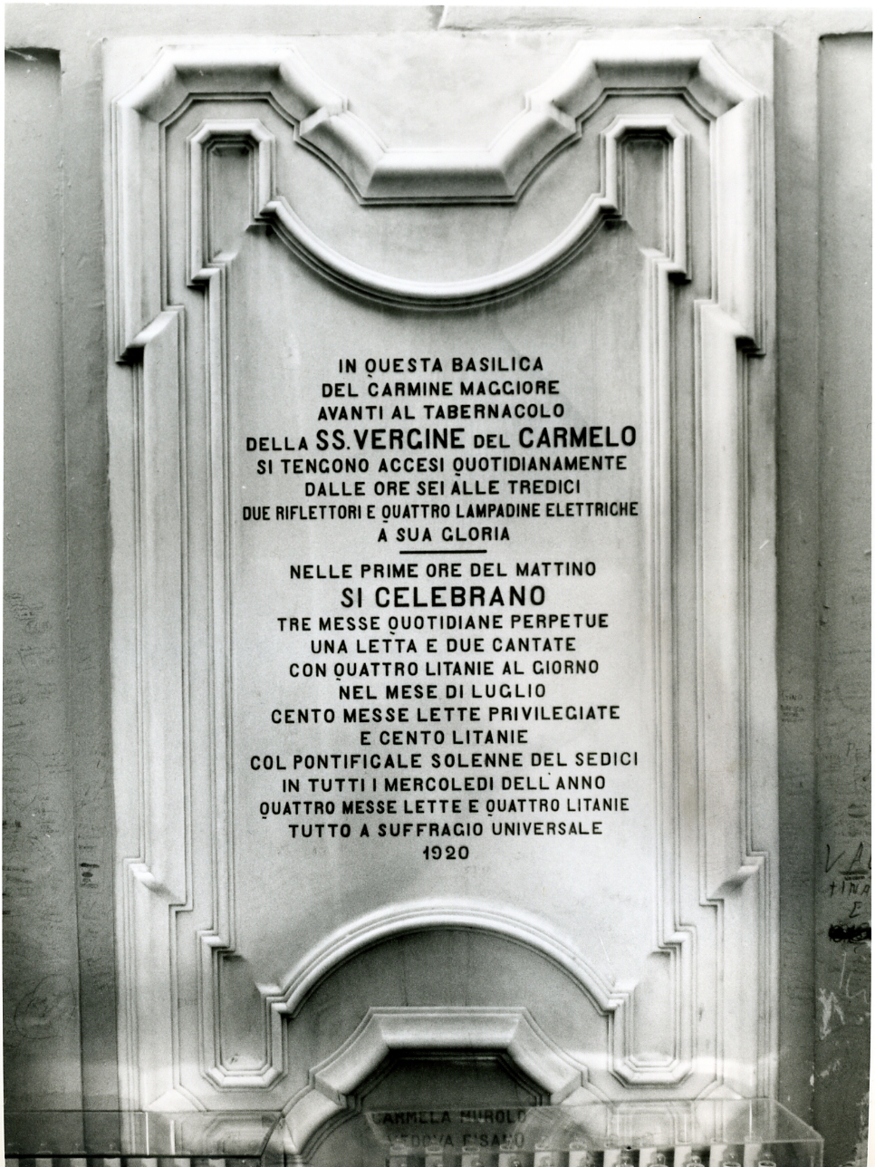 lapide commemorativa - bottega napoletana (sec. XX)