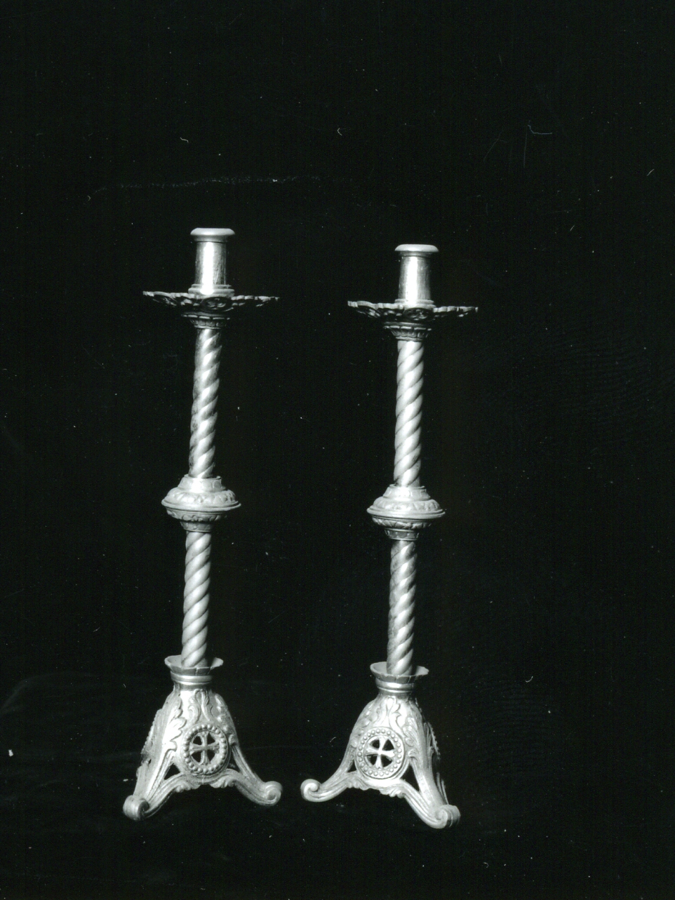 candeliere d'altare, serie - bottega napoletana (prima metà sec. XIX)