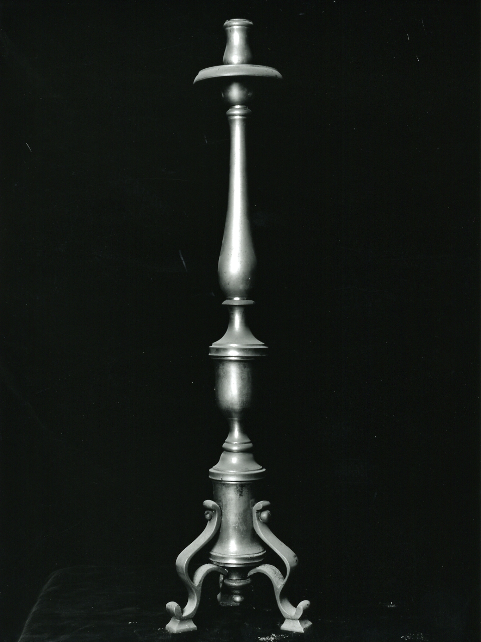 candeliere, serie - ambito napoletano (primo quarto sec. XX)