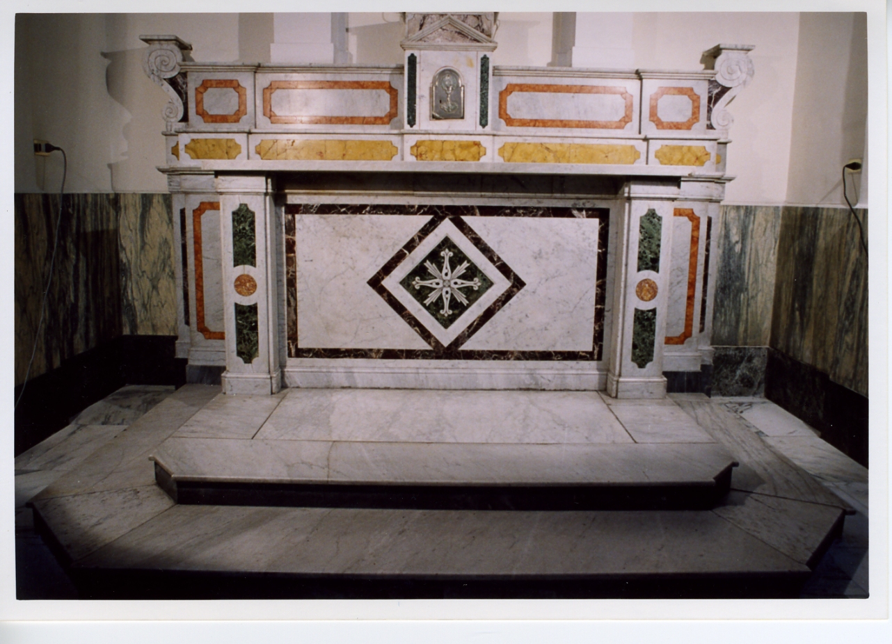 altare - bottega napoletana (prima metà sec. XX)