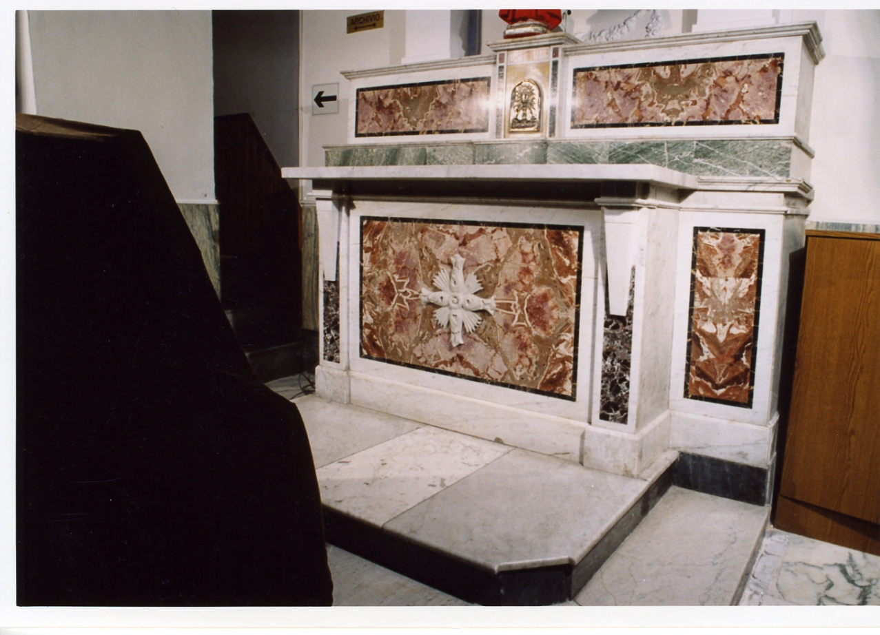 altare - bottega napoletana (prima metà sec. XX)