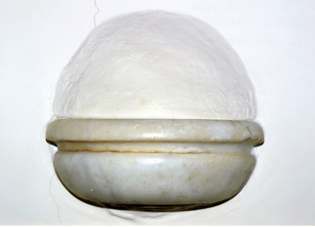 acquasantiera da parete - bottega napoletana (seconda metà sec. XIX)