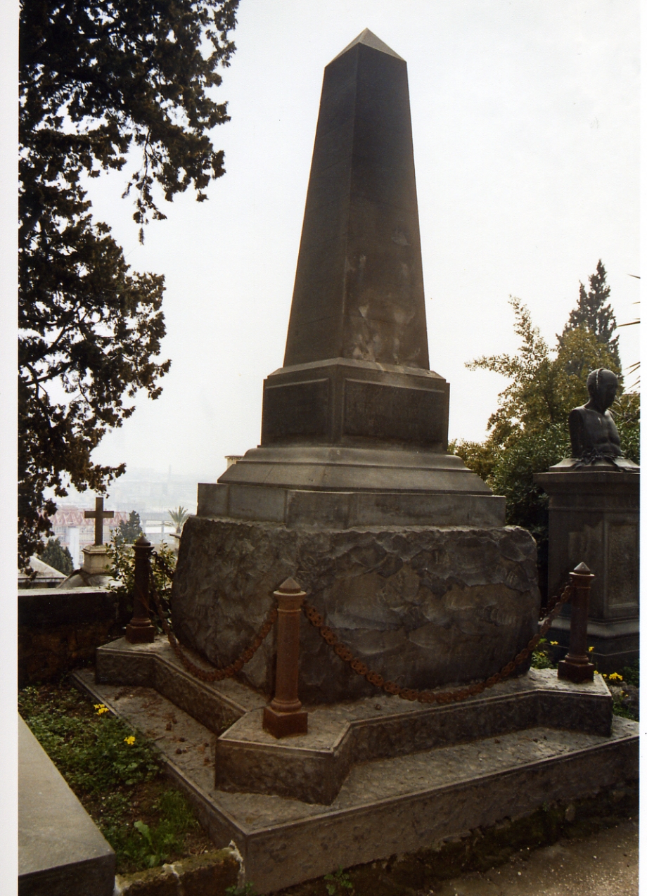 monumento funebre di Ferrarelli G, Marotta A (sec. XIX)